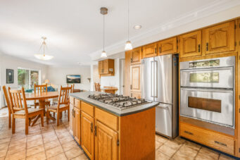 5219 Headland Drive